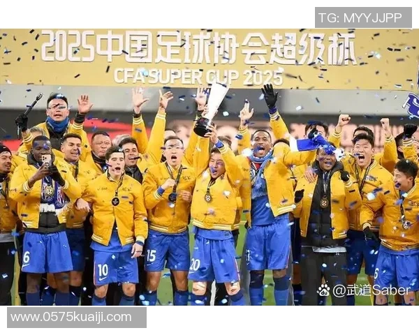 上港与大连精彩对决集锦回顾赛场瞬间尽显足球魅力与激情