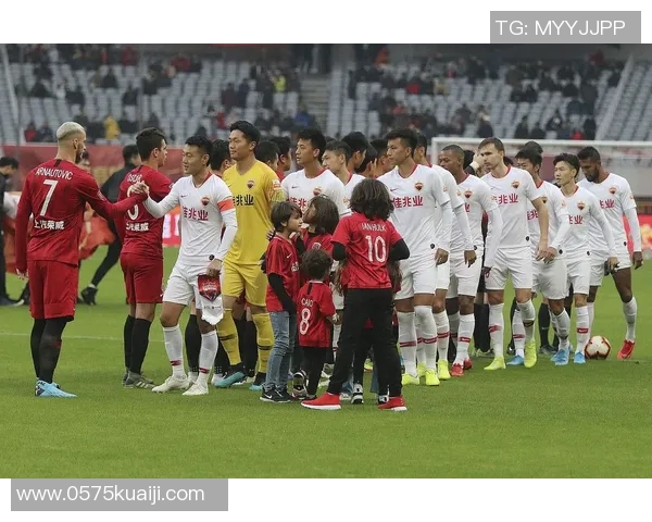 天津天海与佳兆业激战正酣谁能在中超赛场逆风翻盘争夺胜利