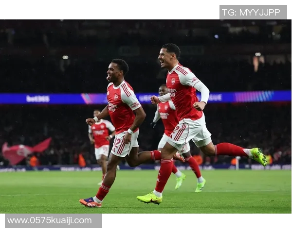 2014年拜仁慕尼黑与阿森纳经典对决回顾与分析 2014年拜仁慕尼黑与阿森纳经典对决回顾与分析