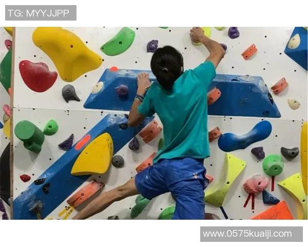 攀岩战术解析:深入探讨上海攀岩队的盯防体系与战术布局 攀岩战术解析:深入探讨上海攀岩队的盯防体系与战术布局