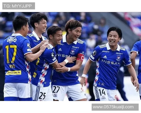 横滨FC与横滨水手激战正酣谁将赢得这场城市德比的荣耀 横滨FC与横滨水手激战正酣谁将赢得这场城市德比的荣耀